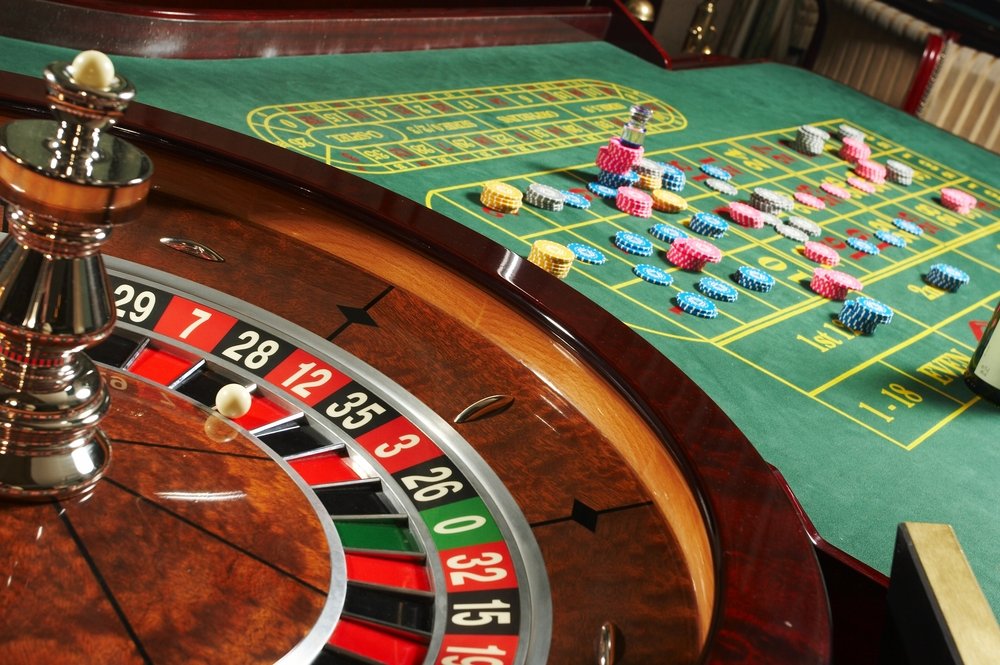 roulette wheel table chips